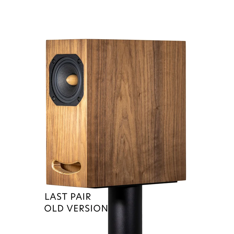 Closer Acoustics OGY Bookshelf Loudspeakers - Pair - Walnut Veneer - LAST PAIR OLD VERSION