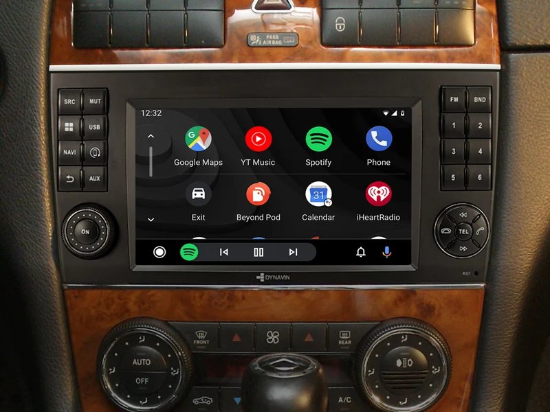 Autoradio Android 7″ Plug & Play Dynavin D9-CLK Premium pour Mercedes-Benz CLK (W209/W208)
