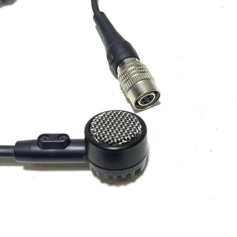 Audio-Technica 200 Series Freeway Wireless Microphone System w/ ATM70 Headset Microphone, ATW-T201 Bodypack Transmitter #2189 - USED