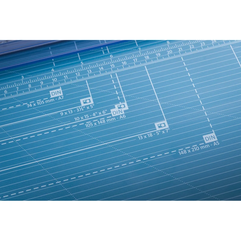 Dahle – Coupe-papier rotatif professionnel 550 de 14 1/8 po