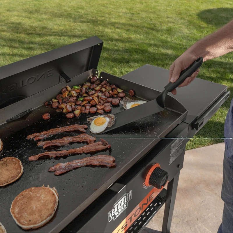 Blackstone 28" Limited Edition Omnivore Griddle With Limited Edition Black Spatula Set & Premium Soft Cover