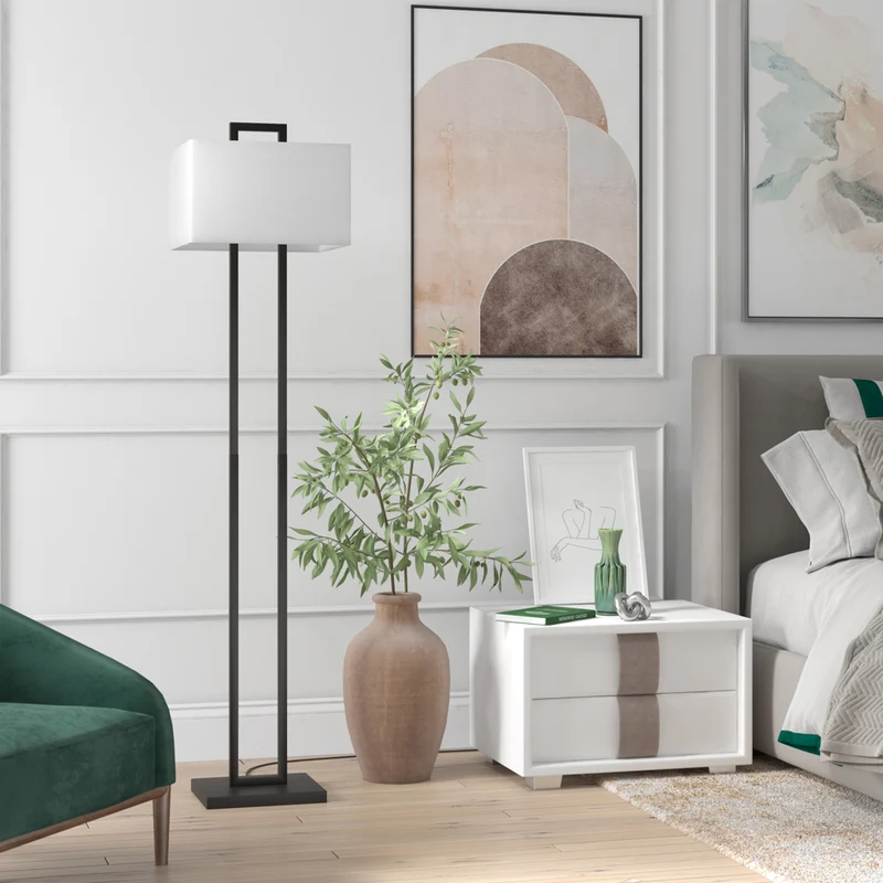Hudson&Canal - Lampadaire Adair de 172 cm de haut avec abat-jour en tissu - Bronze noirci/blanc