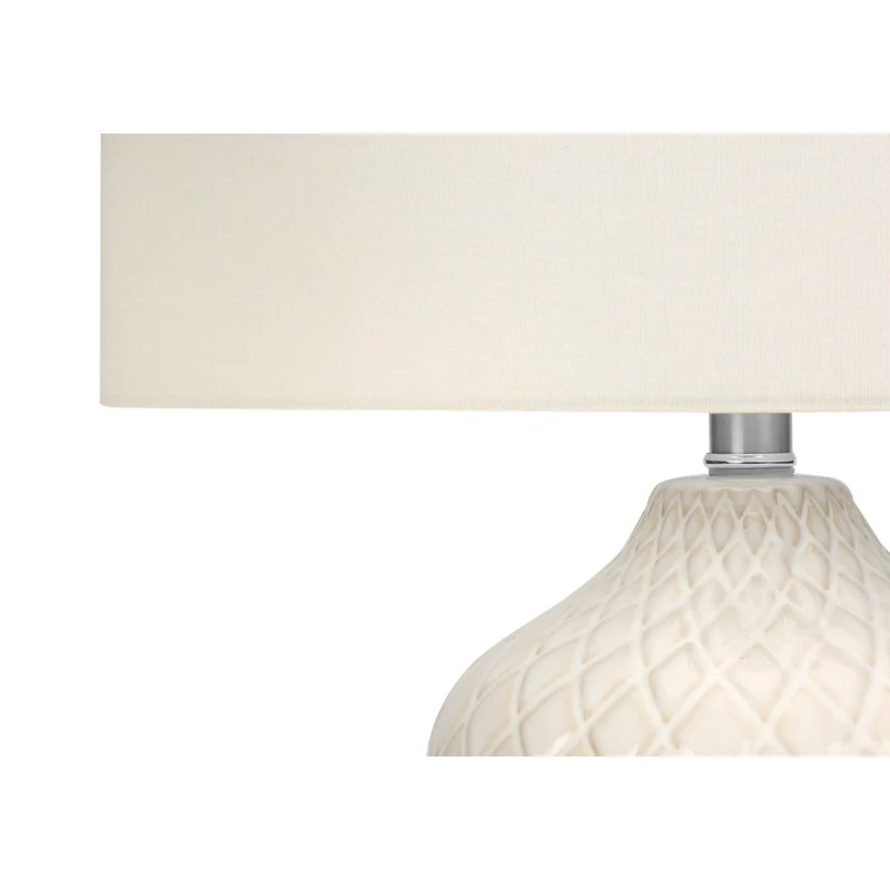 Monarch Specialties - Luminaire - 25 po H Lampe De Table - Crème Céramique - Abat-Jour Ivoire / Crème - Transitionnel