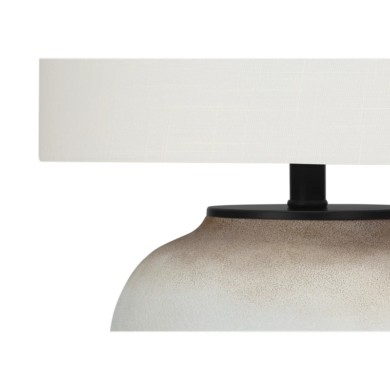Monarch Specialties - Luminaire - 21 po H Lampe De Table - Crème Céramique - Abat-Jour Ivoire / Crème - Moderne