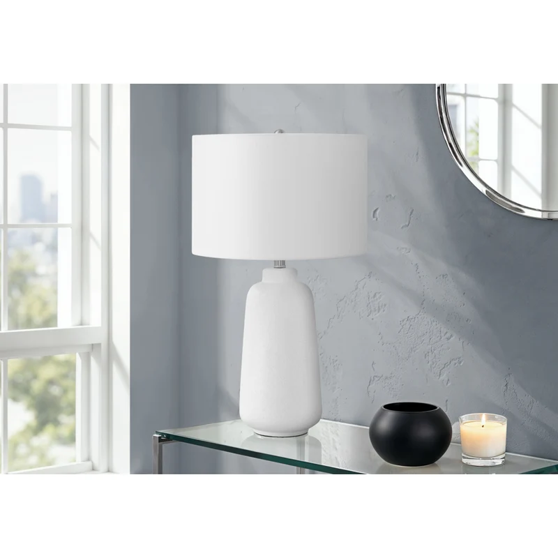Monarch Specialties - Luminaire - 26 po H Lampe De Table - Crème Céramique - Abat-Jour Ivoire / Crème - Moderne