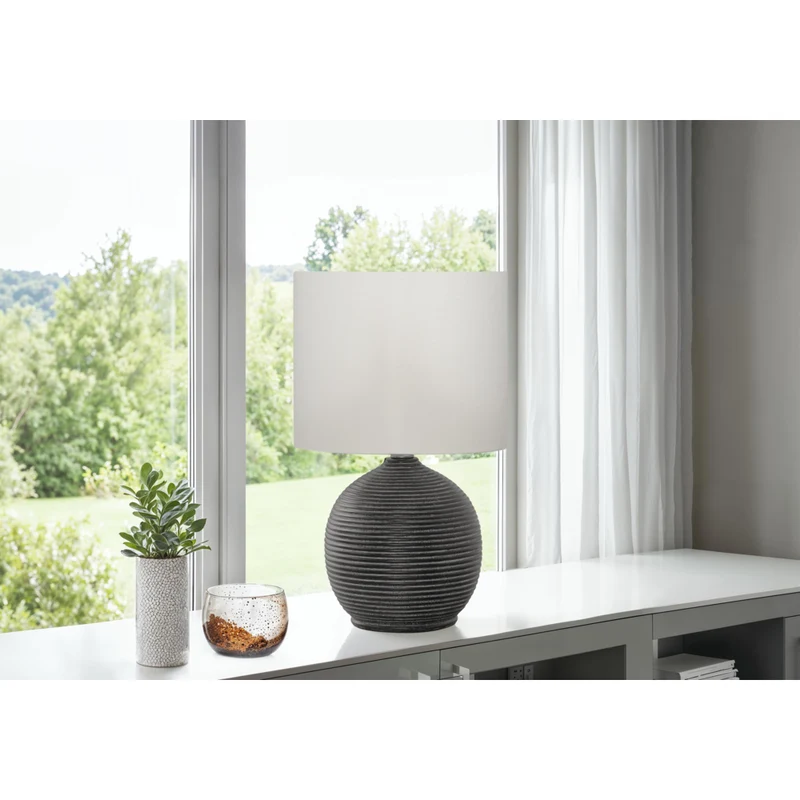 Monarch Specialties 16" H Table Lamp - Black Resin / Ivory / Cream Shade